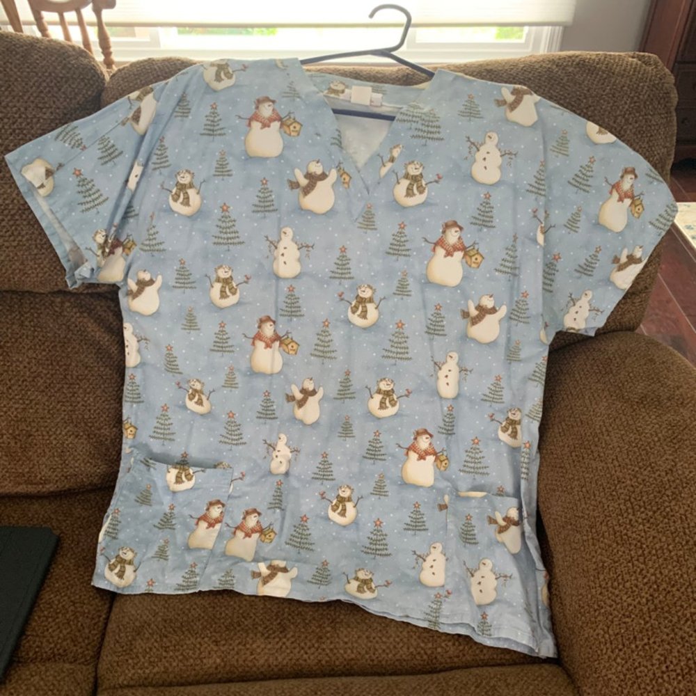 Snowman Scrub Top